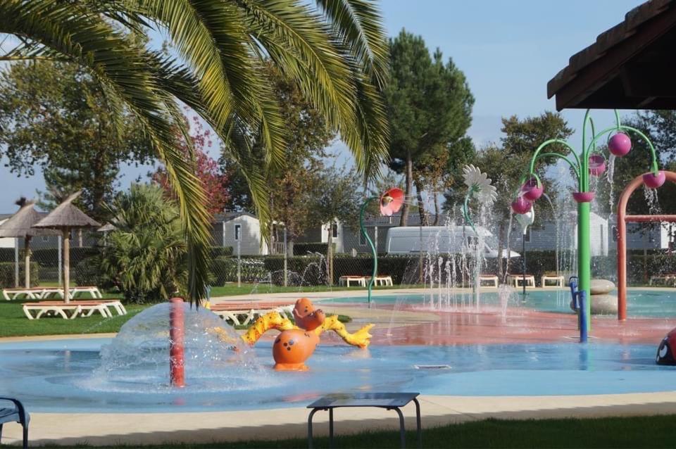 Mobilhome Tout Confort Les Viviers Lège-Cap-Ferret Εξωτερικό φωτογραφία